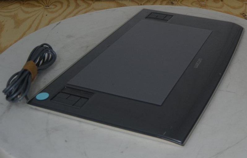 Wacom Intuos 3 PTZ-631W Graphics Tablet SEE NOTES