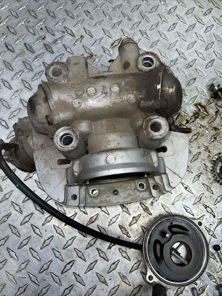 1982 Yamaha Virago 920 XV920 OEM ENGINE TOP END CYLINDER HEAD