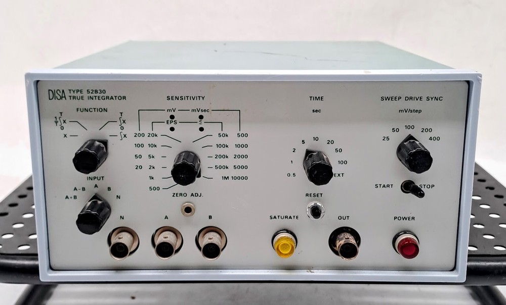 DISA Type 52 B 10 Comparator