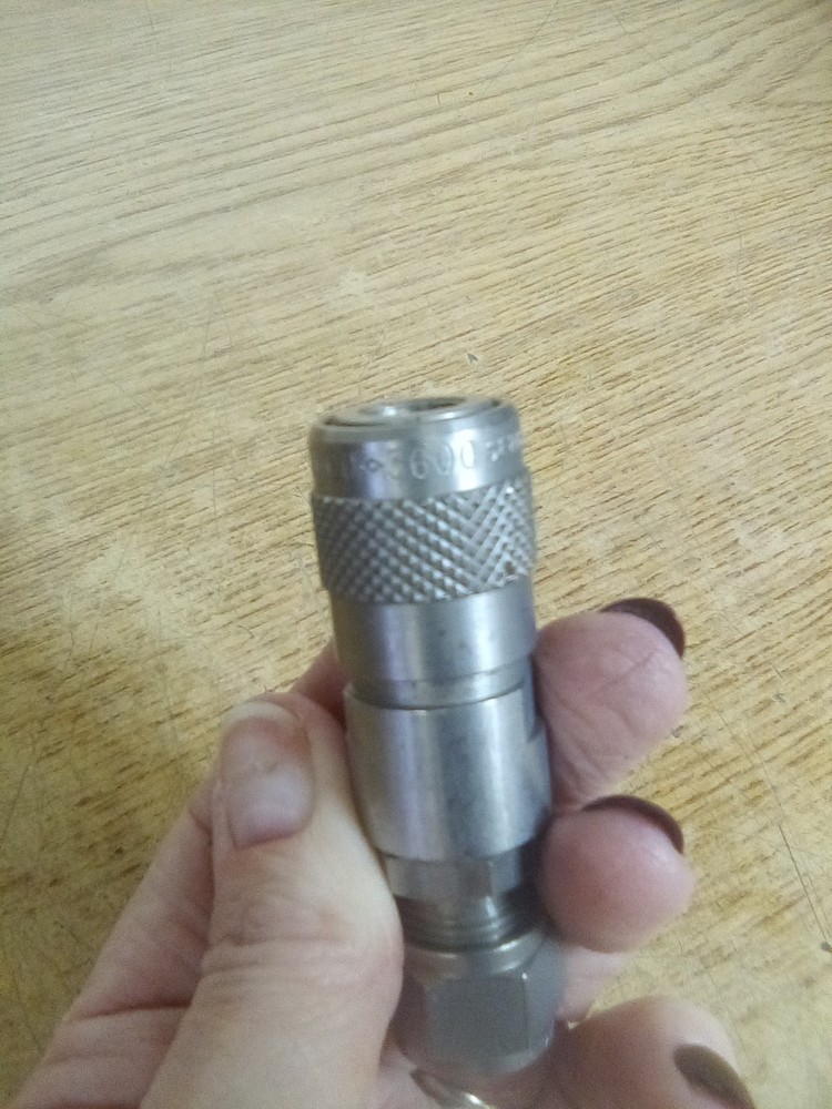 Tomco 3600 Series Coupler