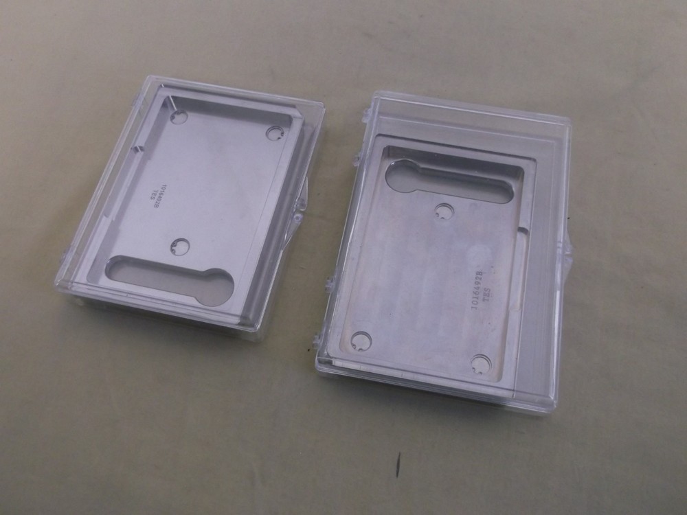 2 APPLIED BIOSCIENCE SCIEX MALDI TOF 4800 TEST TRAY PLATE 1016492B TES