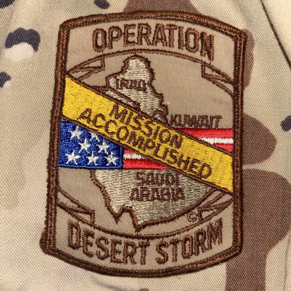 US Army Desert Storm Camouflage Jacket Medium Spearhead Patch