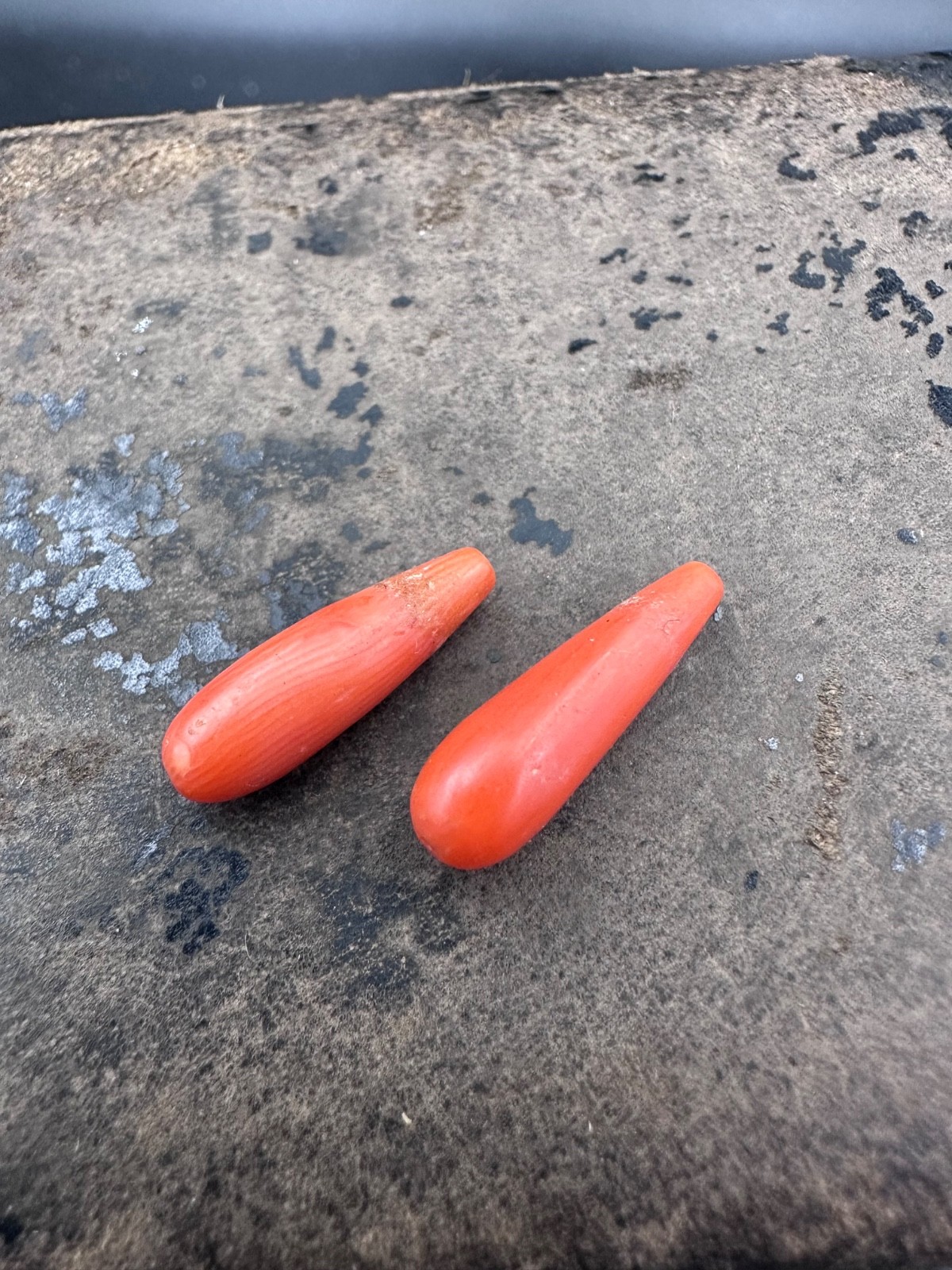 ANTIQUE UNDYED BEAD CORAL Vintage Mediterranean NATURAL Tibet momo Japan salmon