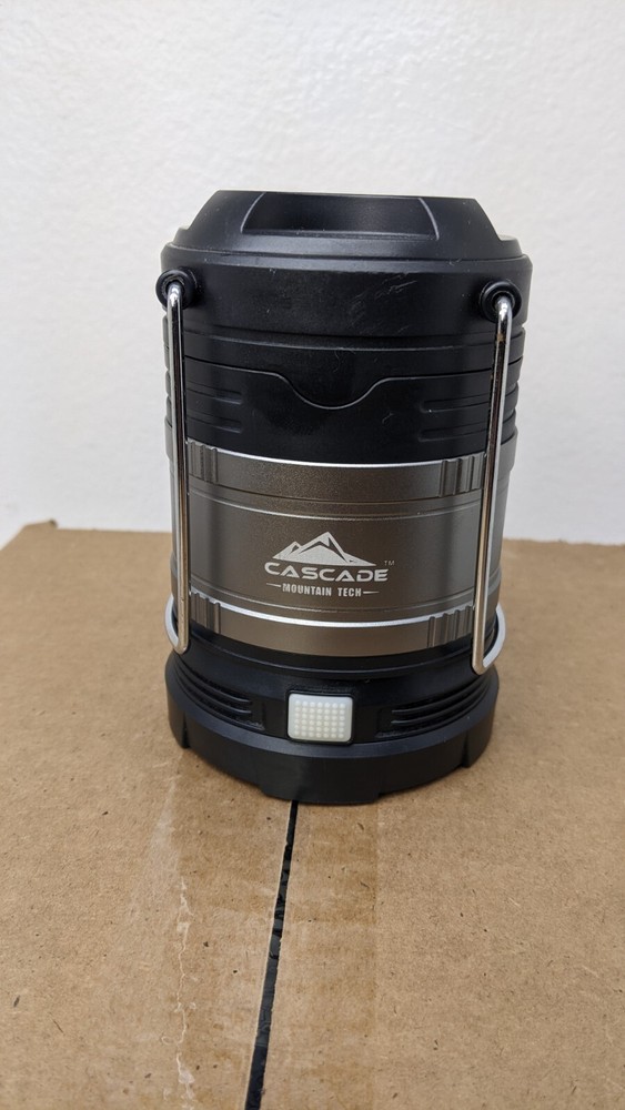 Cascade Mountain Tech Collapsible LED Lantern Pre-owned Good Working Condition