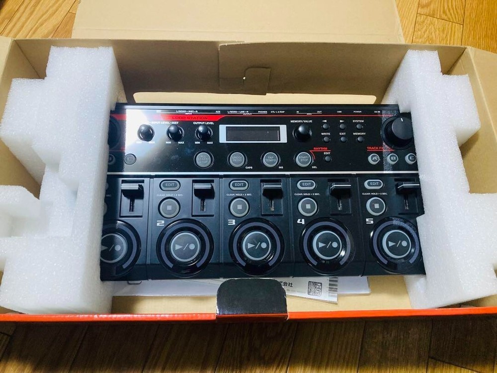 BOSS RC-505 Loop Station Table Top Model Multi Effects DJ machine Japan