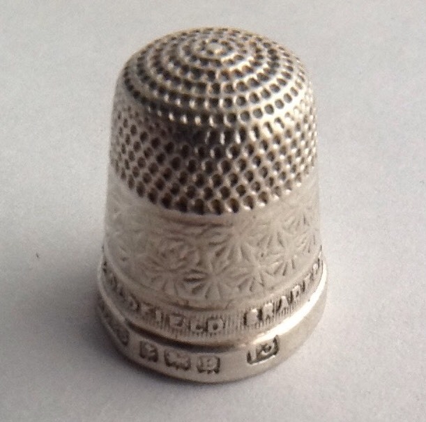 Solid Silver Advertising Thimble 'Fowler & Oldfield' - HG&S Birmingham 1929