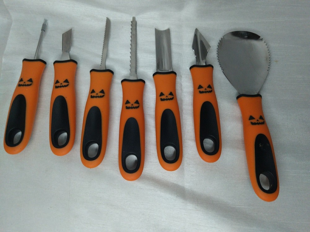 Happy Halloween 🎃 Carving Kit " Opened Box"