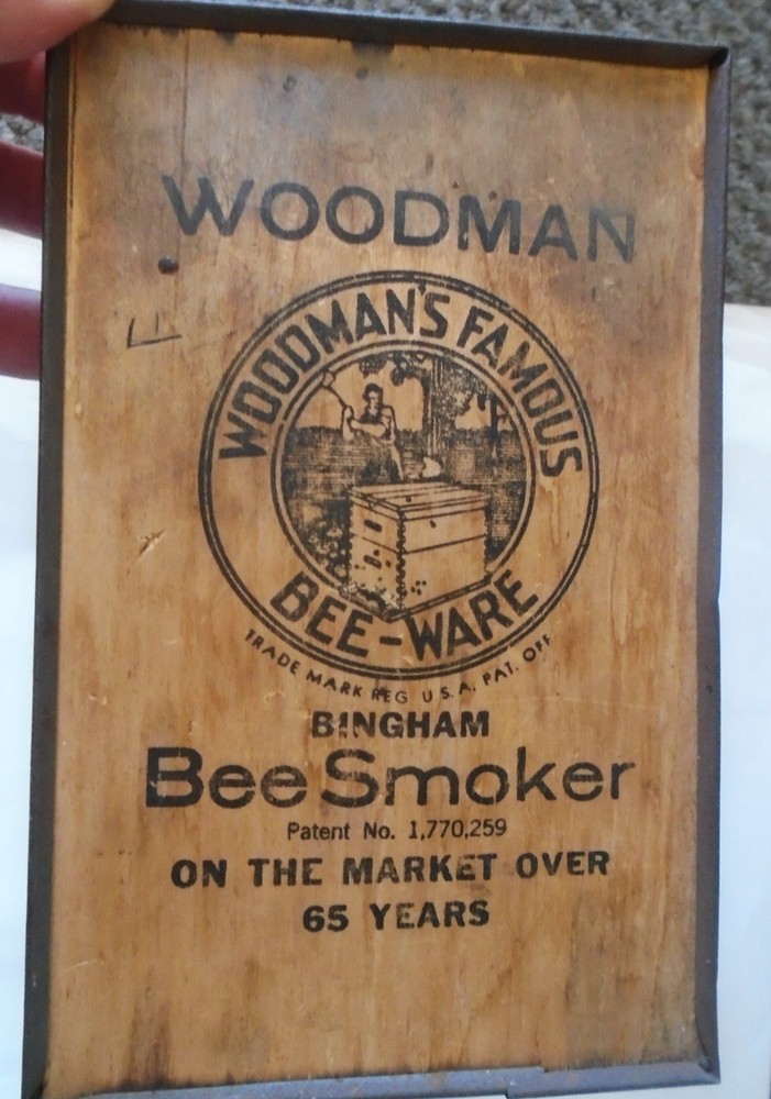 WOODMAN BEE SMOKER-EXCELLENT CONDITION