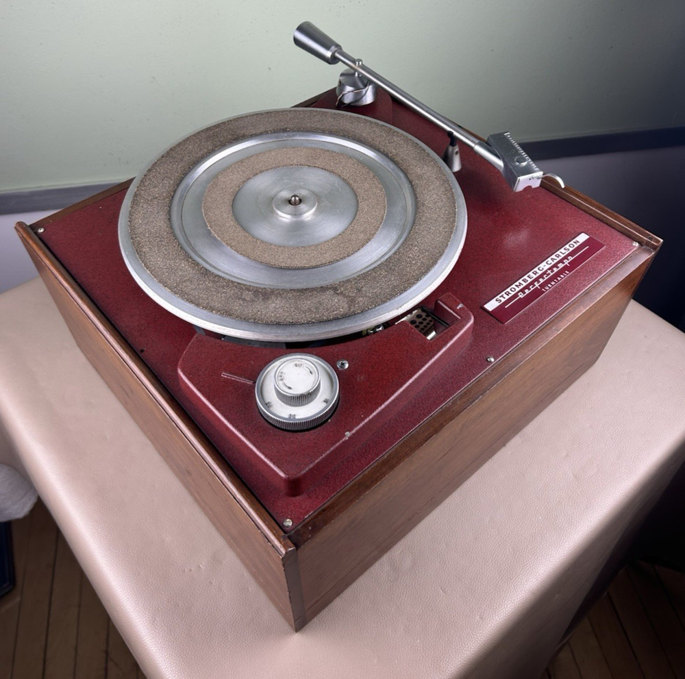 STROMBERG CARLSON PERFECTEMPO TURNTABLE