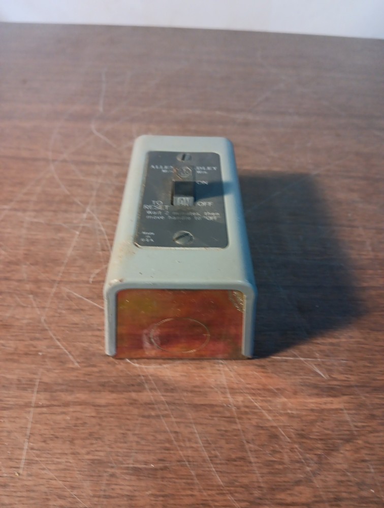 Vintage Allen-Bradley Manual Starting Switch