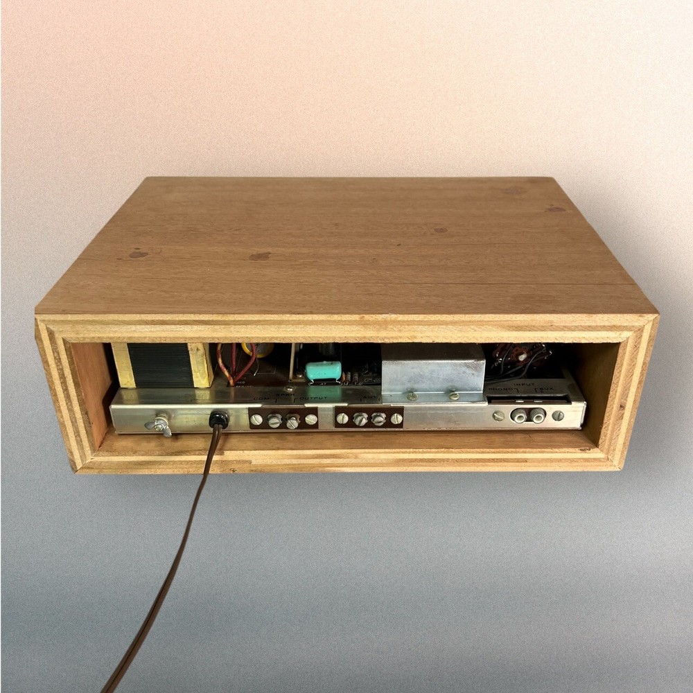 HEATHKIT SOLID-STATE MONO FM RECEIVER MODEL AR-27 Excellent Working Condition.