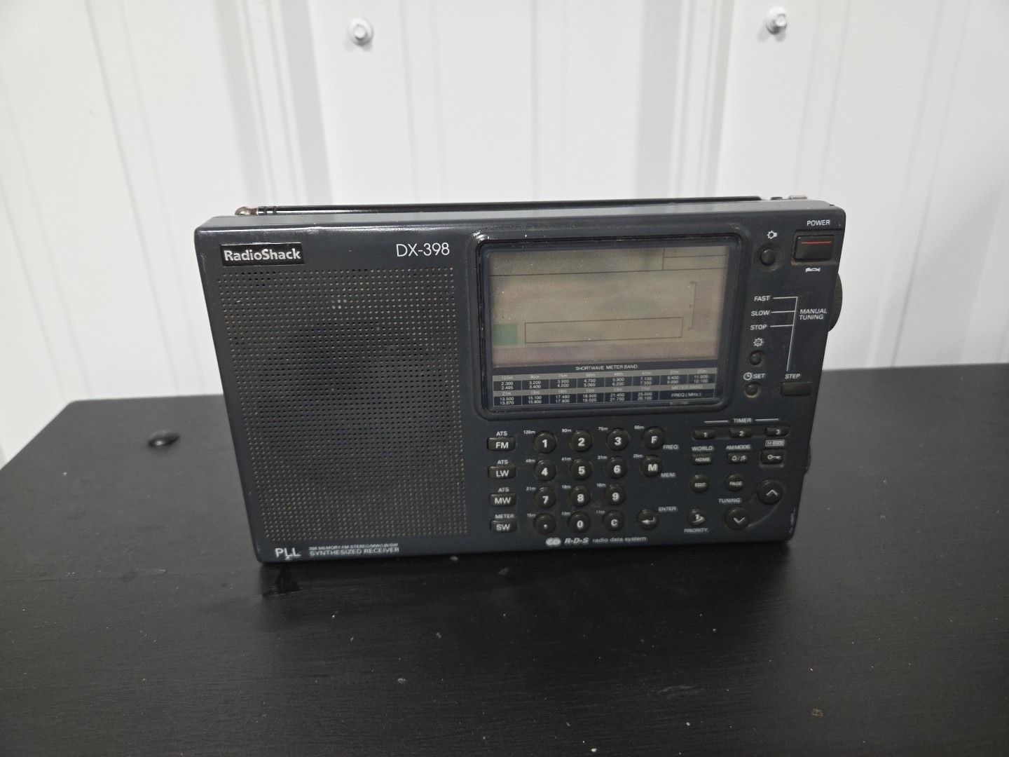 Radio Shack DX-398 All-Band Shortwave Receiver Radio TESTED WORKS
