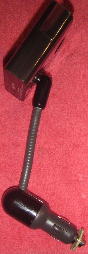 Belkin TuneBase FM Transmitter,iPod,Dock Connector Model F8Z049- w/instructions