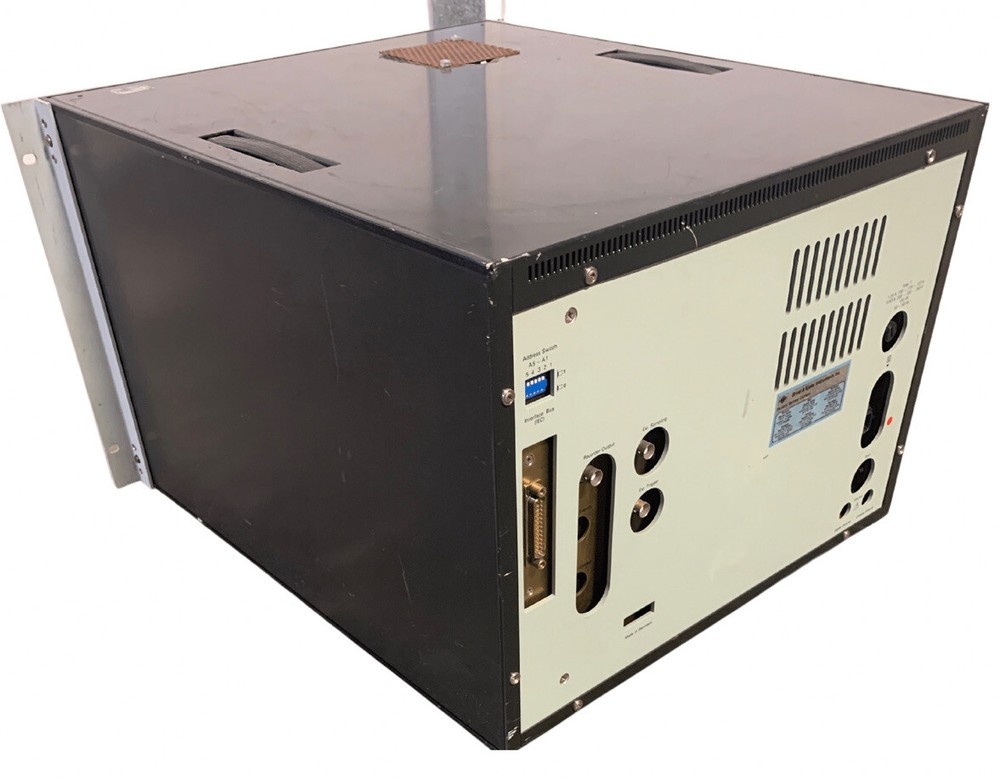 Bruel & Kjaer 2033 HIGH RESOLUTION SIGNAL ANALYZER **READ**