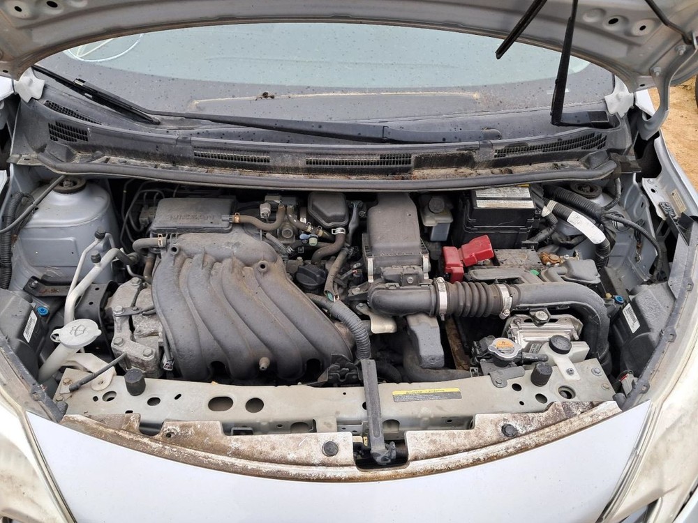 Console Front Floor Hatchback Note Fits 14-16 VERSA 4917404