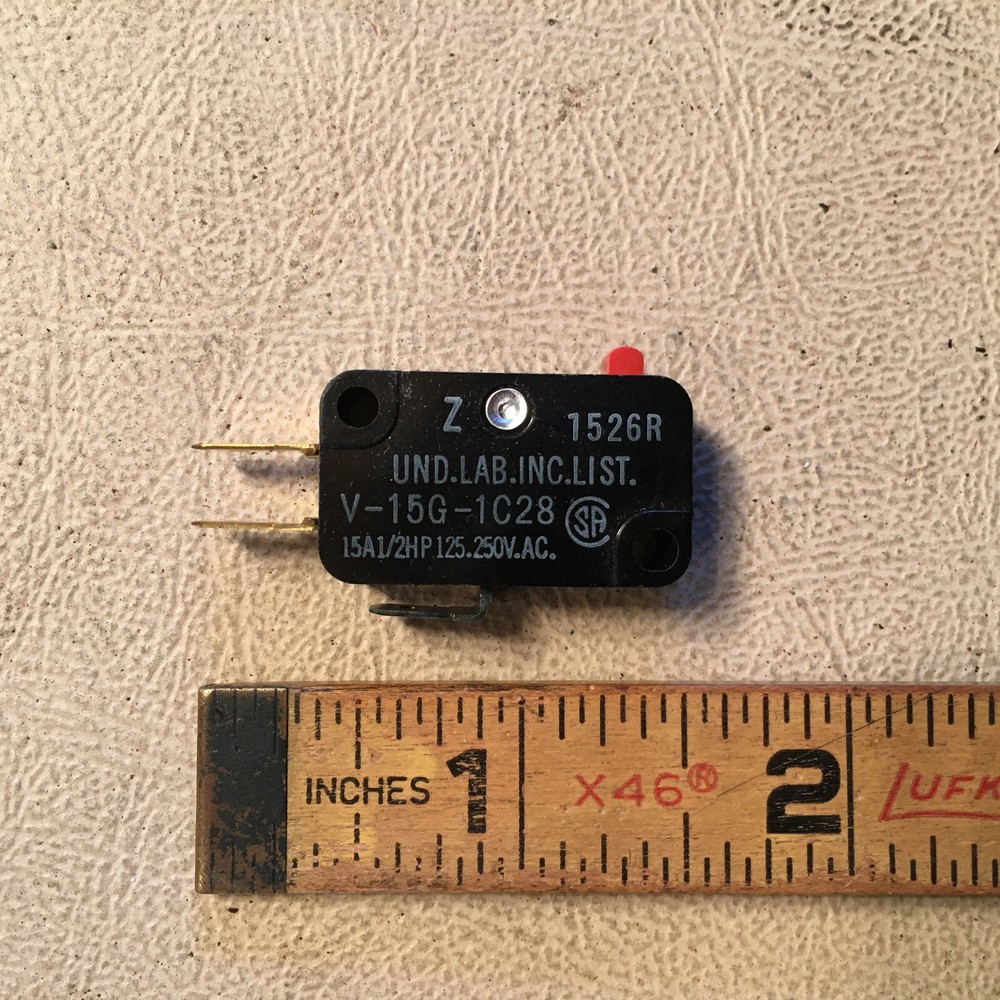 Und. Lab Microswitch V-15G-1C28, NOS