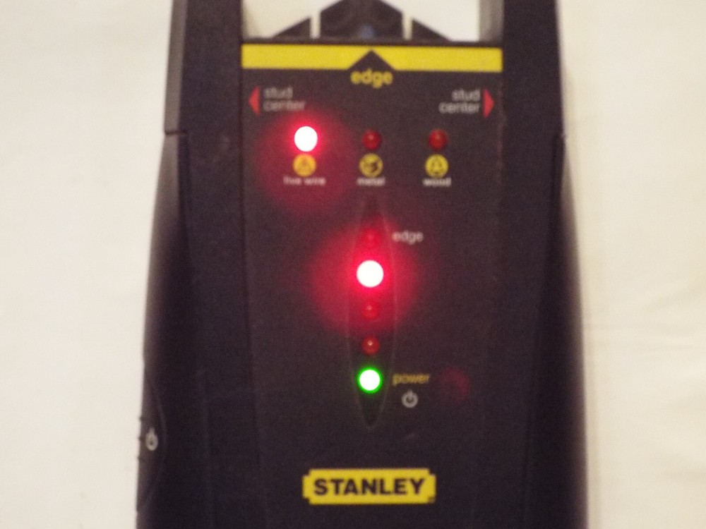 Stanley IntelliSensor Pro 77-220 - IntelliTools Stud Finder Sensor Works