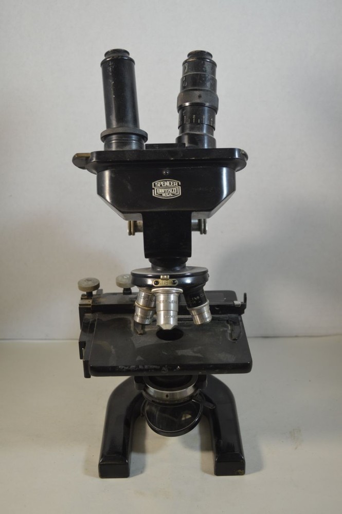 Vintage AO Spencer Microscope 149977 circa 1938