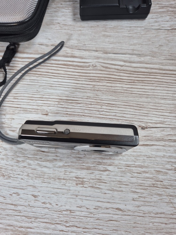 Olympus Digital Camera X-875 8.0MP Black Tested