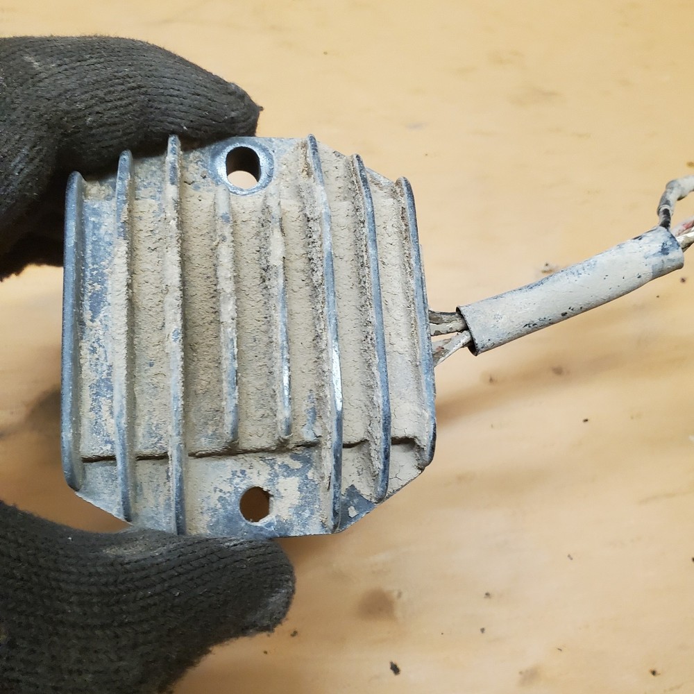 1998 Yamaha Grizzly 600 Voltage Regulator Rectifier