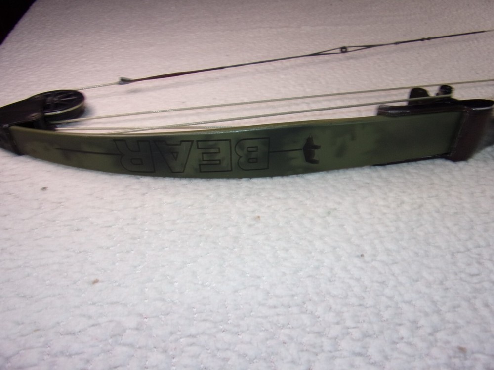 Bear Whitetail Hunter Compound Bow With Camo Limbs