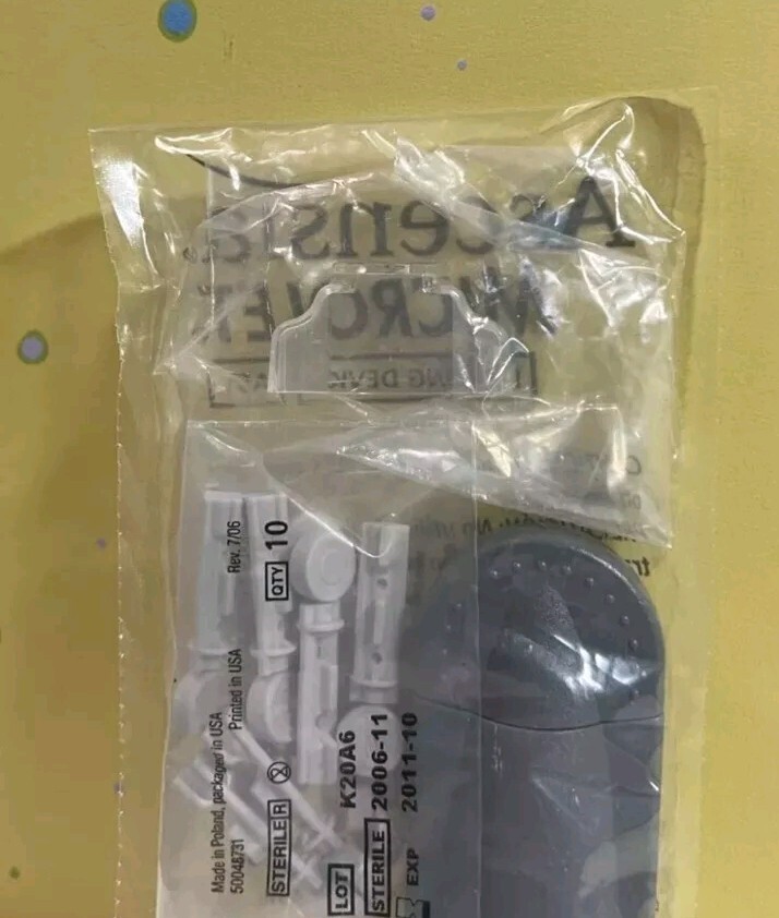 Ascensia Microlet Adjustable Lancing Device Rare to find