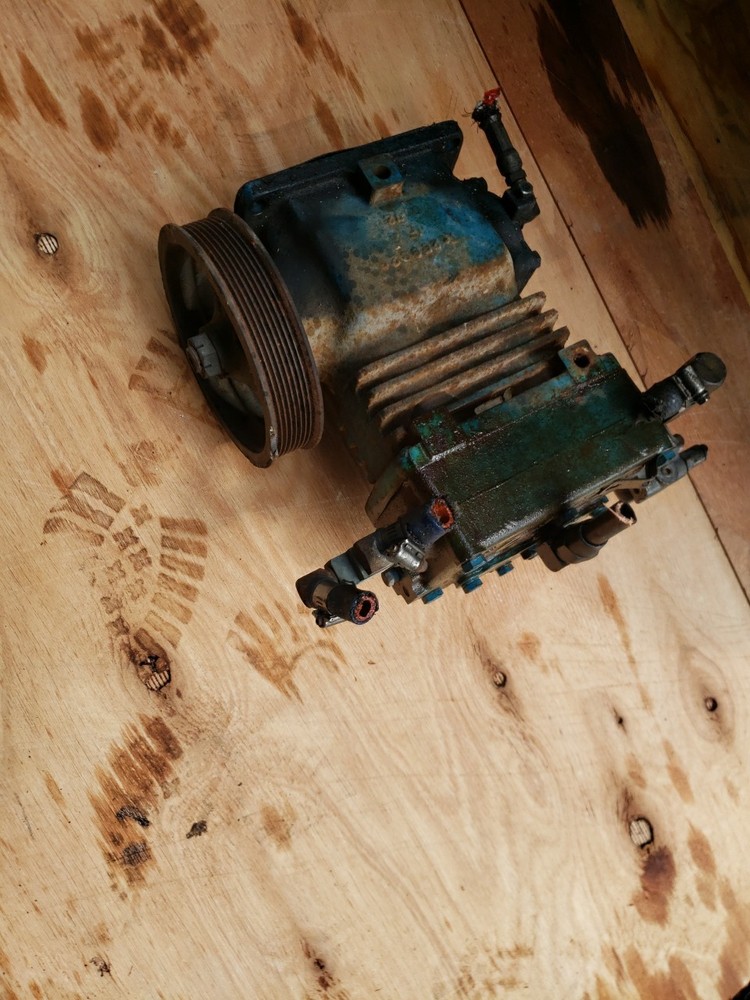 INTERNATIONAL TU-FLO 550 AIR COMPRESSOR ...