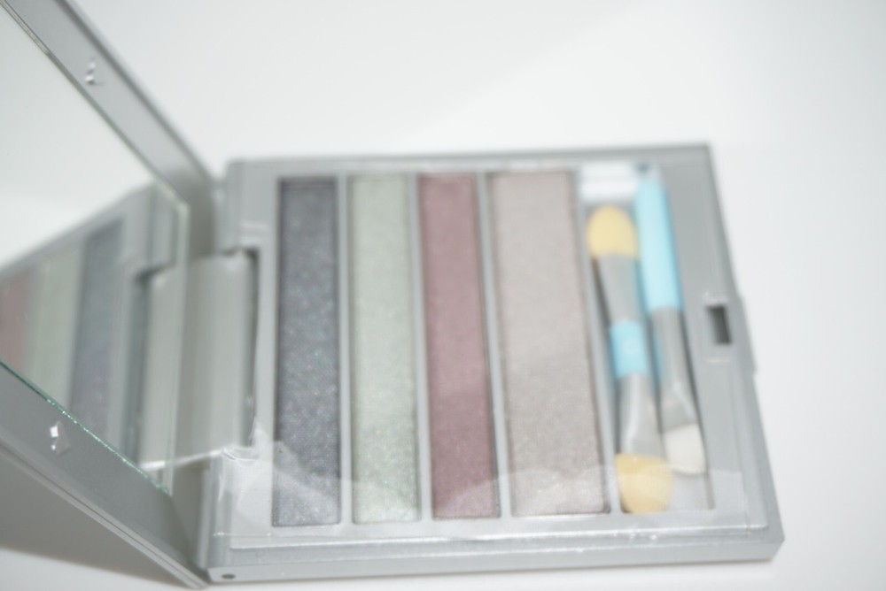 Hard Candy Eye Shadow Quartet ~ Moody ~ NIB