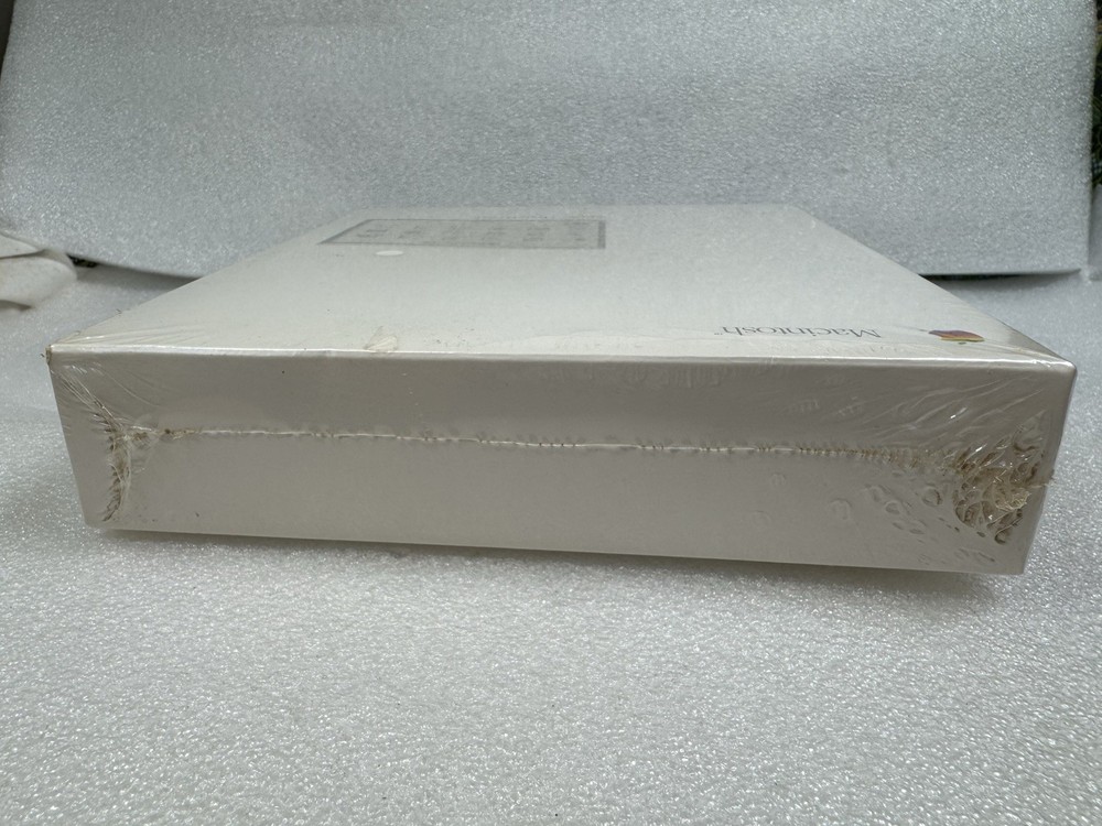 1987 Macintosh Apple Hypercard Software Model M0556 - NEW SEALED!