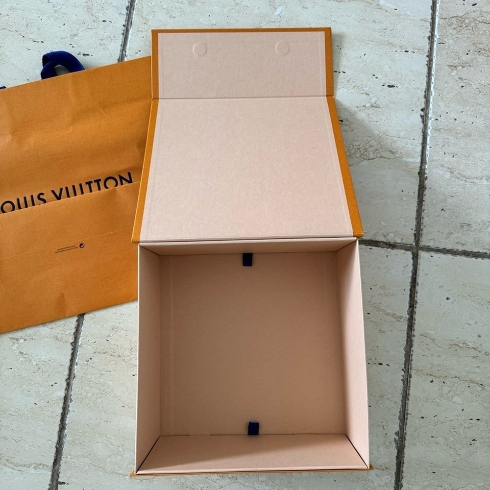 LOUIS VUITTON Bag, Box, Ribbon Set, Authentic