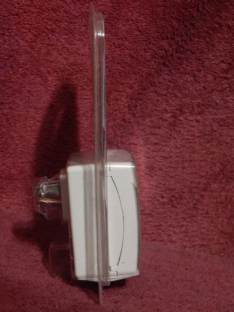 Amertac Programmable Daily Timer FACTORY SEALED