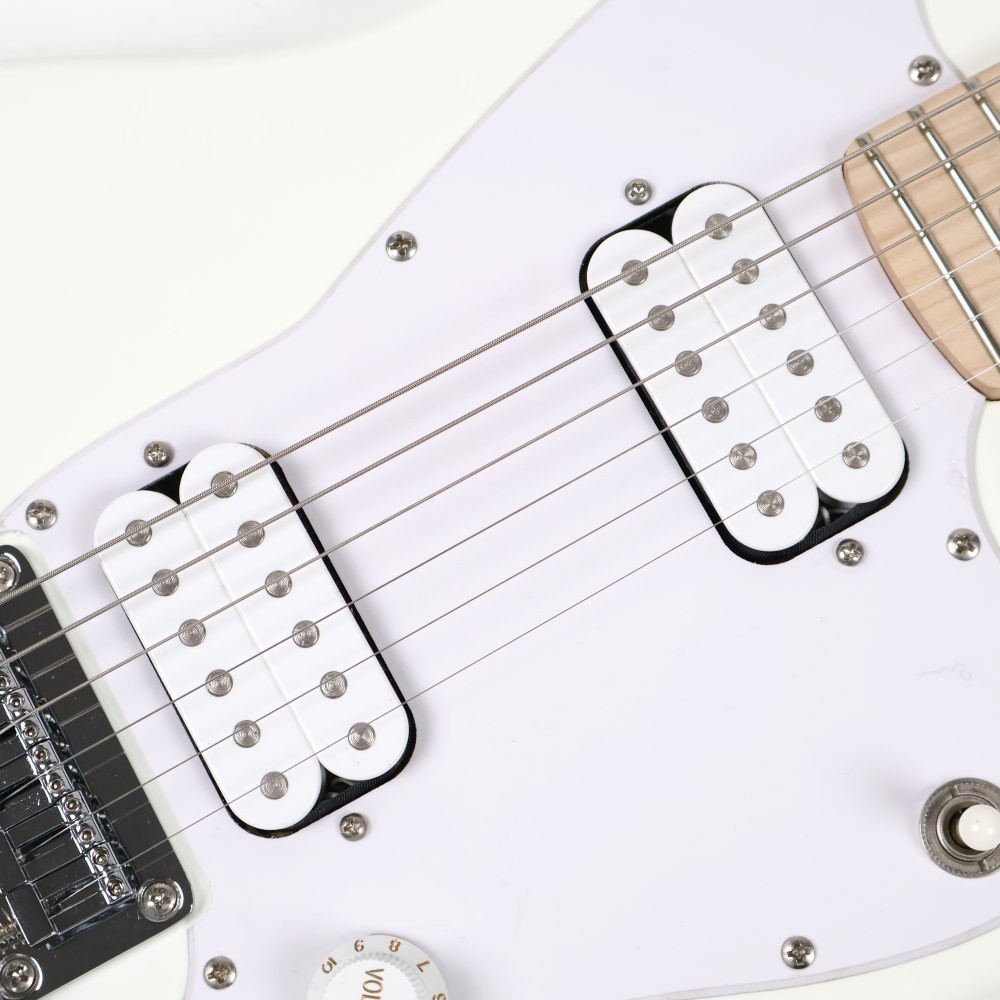 Squier Squier Used Maple fingerboard White w/Soft case