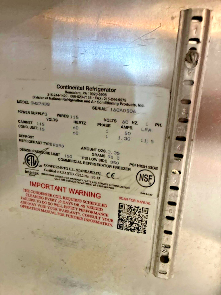Continental Refrigerator 27" Work Top Refrigerator (single door)