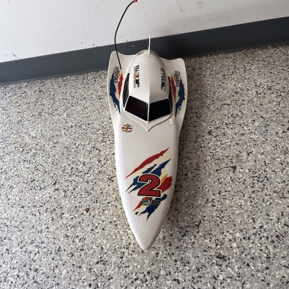 Vintage Super Power Wingrush R/C Speed Boat With Remote Control Untested