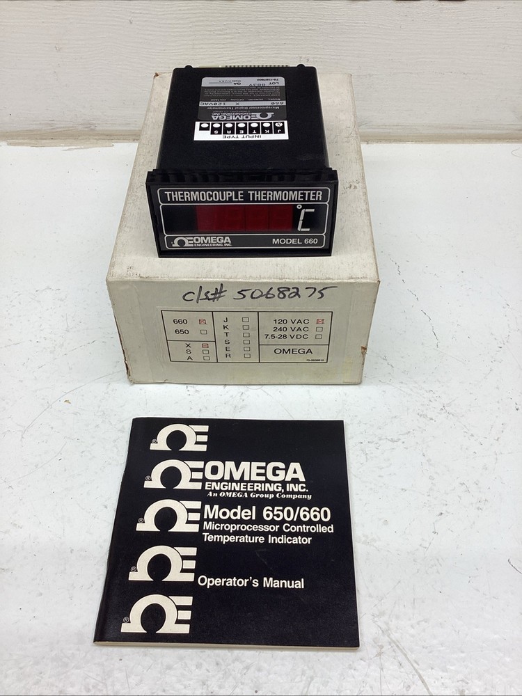 Omega Engineering Microprocessor Digital Thermometer Model 660 NIB