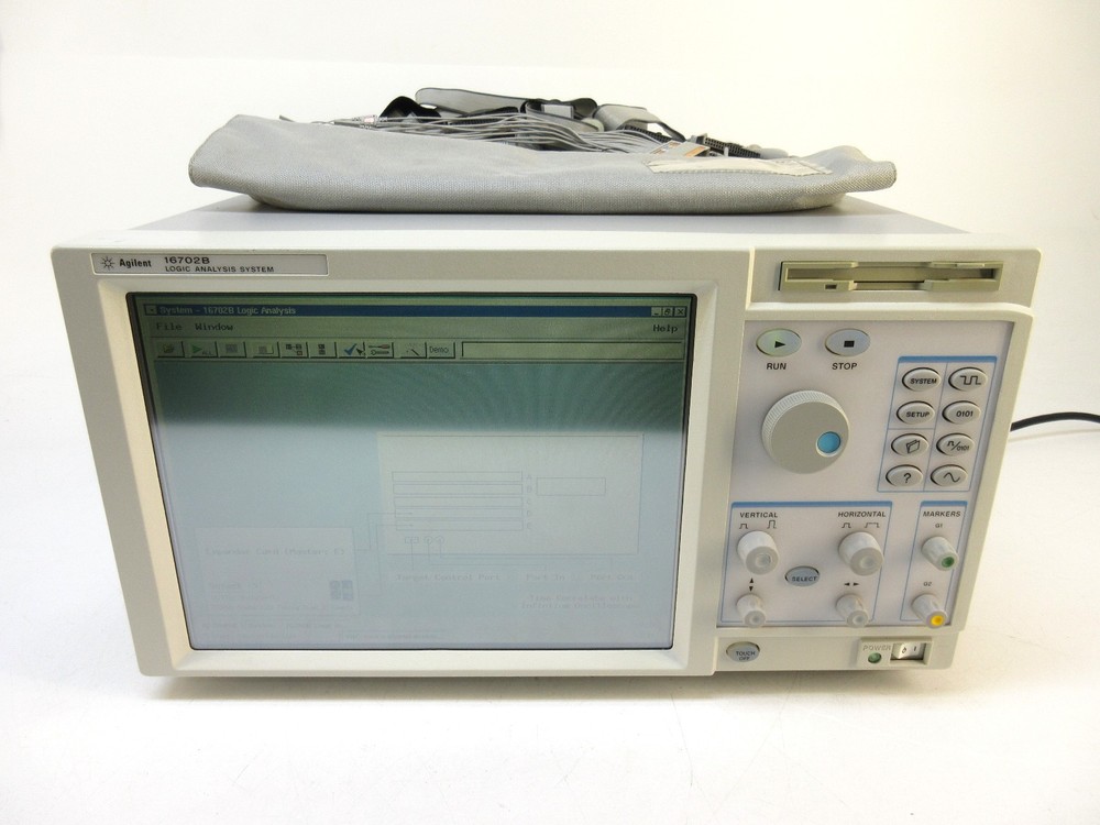 Agilent 16702B Logic Analyzer Analysis System w/ Opt # 003 and 2x 16717A Modules