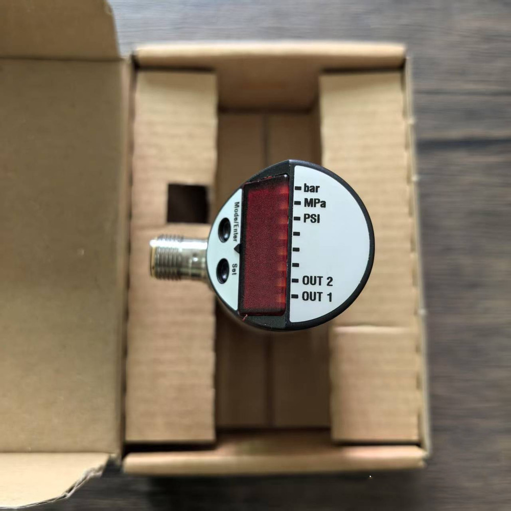 1PC Brand New IFM PN7003 Pressure Sensor