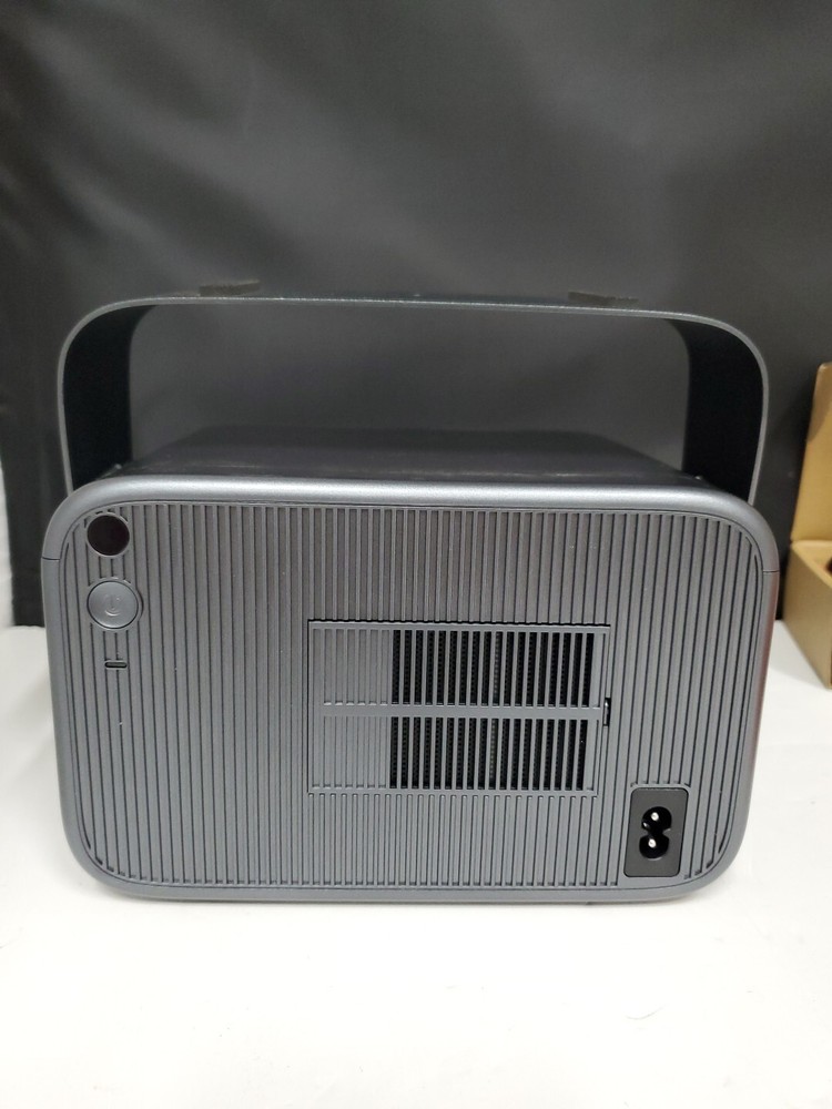 Hippus Projector Multimedia - Model M11 (Black)