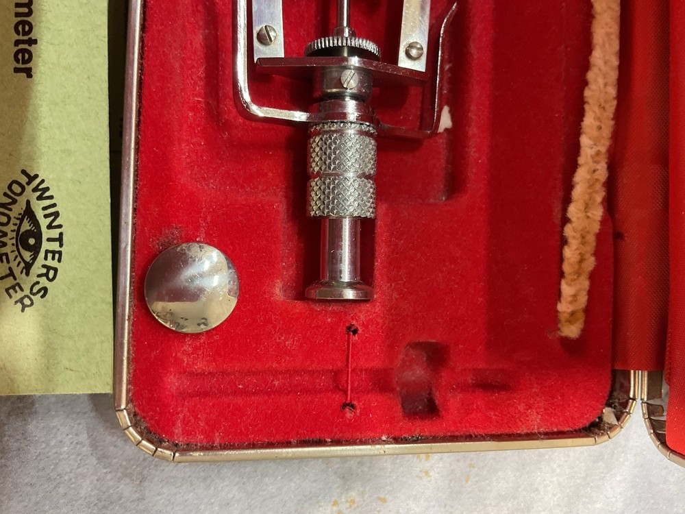 VINTAGE SCHIOETZ - TONOMETER 1955 IMPROVED ORIGINAL BOX PAPERWORK