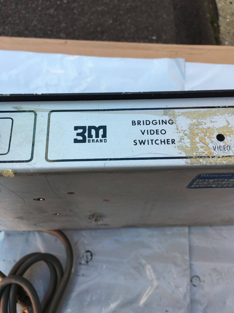 3M Mincom Div. Bridging Video Switcher 80-9700-0077-6