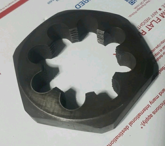 Greenfield - 2¾" Die for Studs & Bolt Threads - 8 Flutes