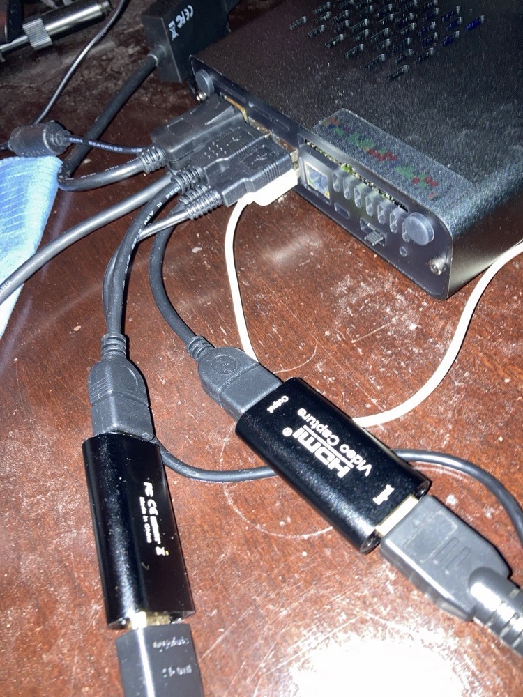 Gravity Waaaves Video Mixer / Waaave Pool HD Capture Bundle