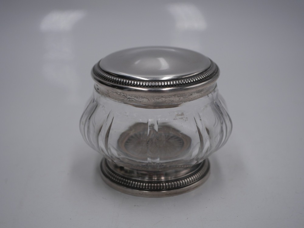 BEAUTIFUL SOLID SILVER POINCON MINERVA AND GLASS BOX