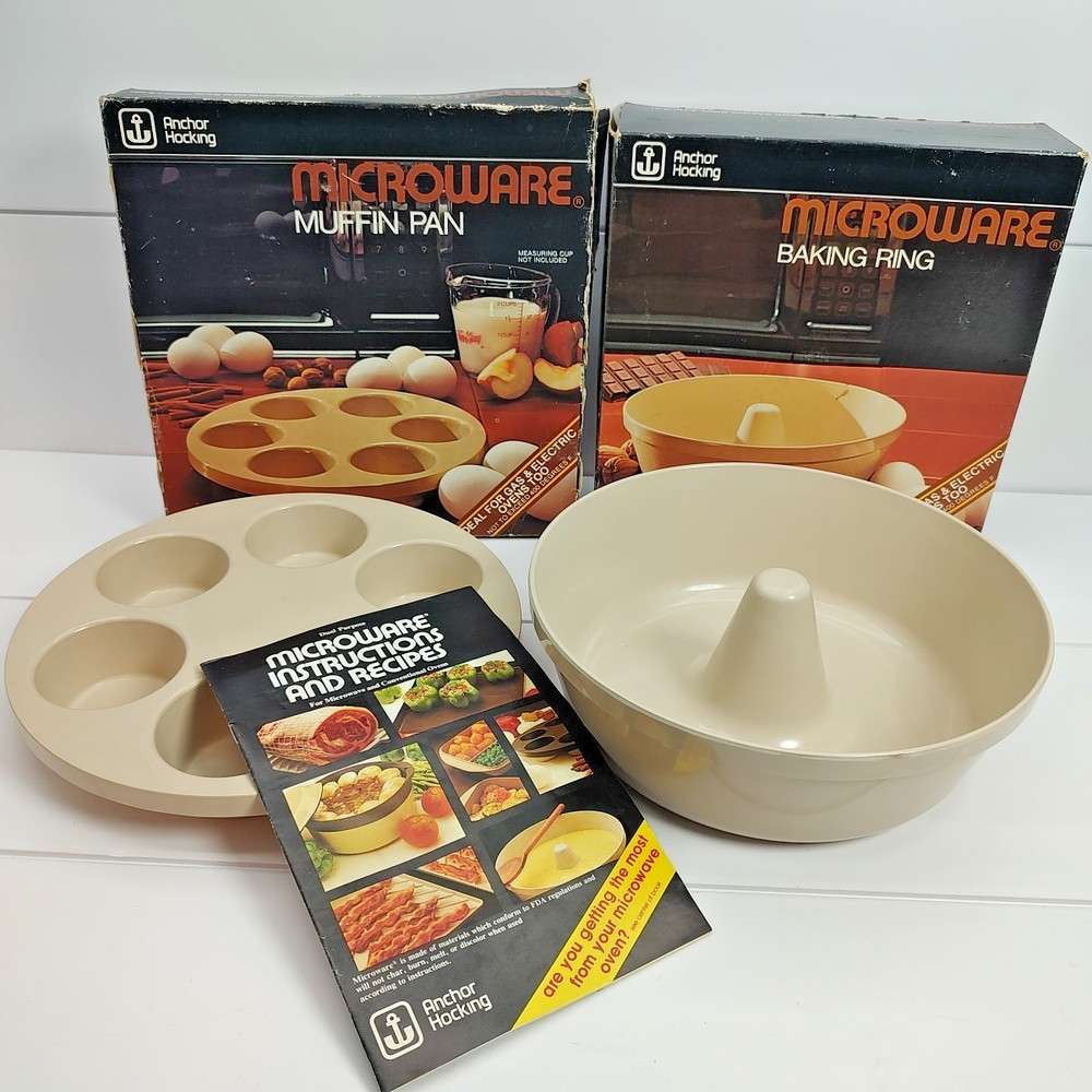 Anchor Hocking MICROWARE Microwave Baking Cookware Set Muffin Pan & Baking Ring