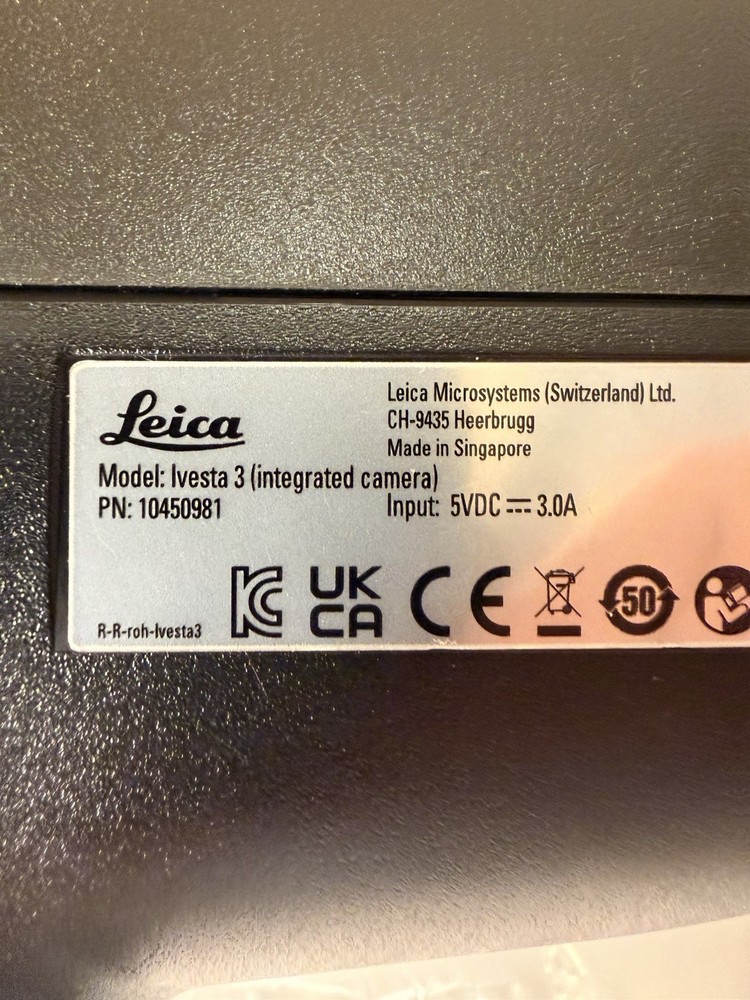 Leica Microsystems Ivesta 3 Microscope with Integrated Camera
