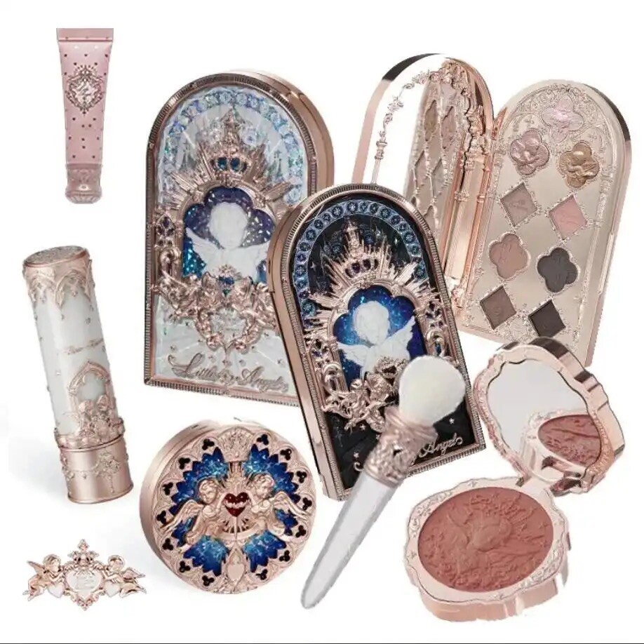 7in1 Flower Knows Little Angel Makeup Set