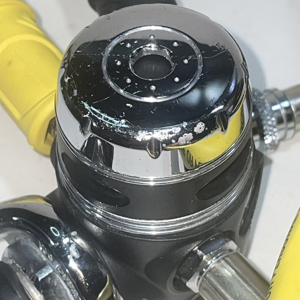 AQUALUNG LEGEND SCUBA REGULATOR & ABS EN250 Pre Owned