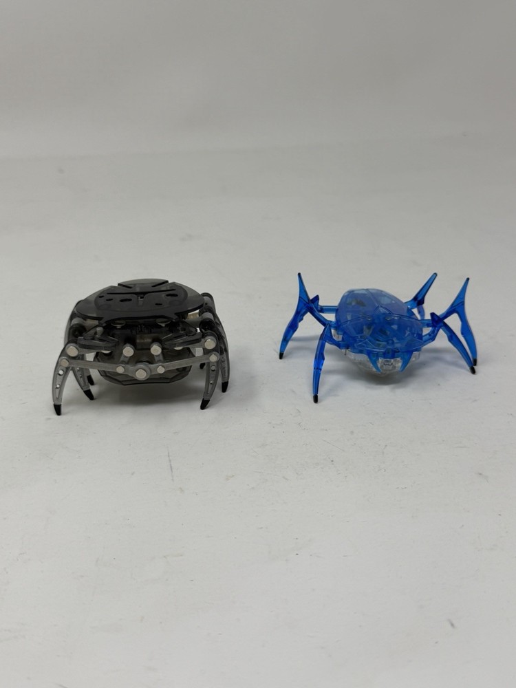 Hex Bug  CRAB Micro Robotic Creatures Battery Powered Robot Lot Of 2