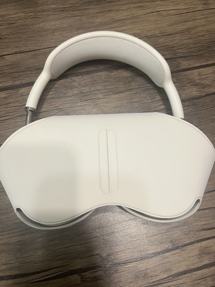 Apple AirPods Max A3184 USB-C Silver w/ Case & Cable