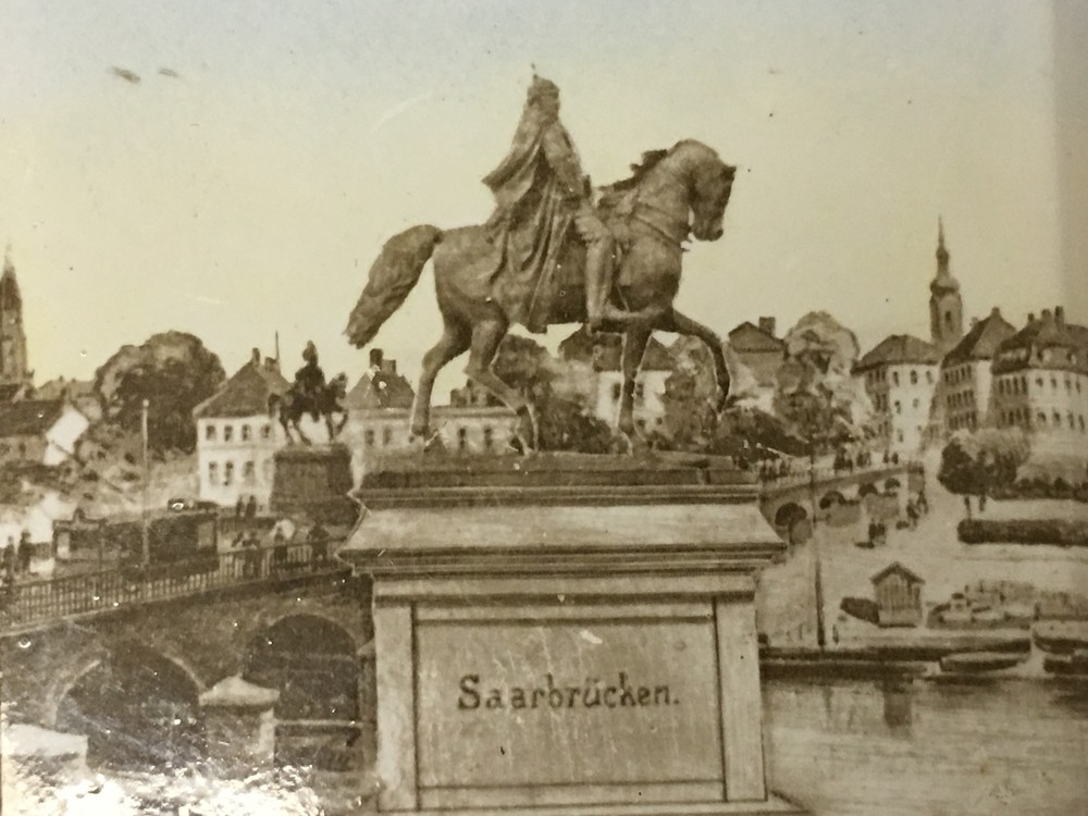 Saarbruchen Germany VASE